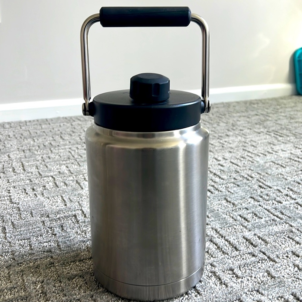 Half Gallon Yeti Rambler Jug - Stainless